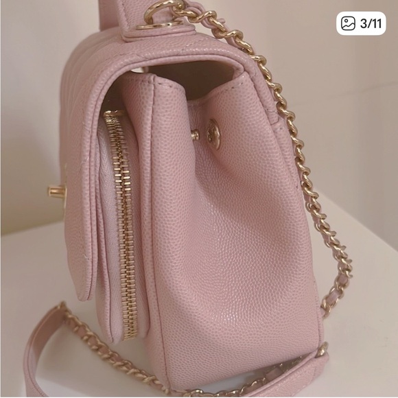 Chanel Blush Pink Quilted Shoulder Bag - Picture 3 of 11